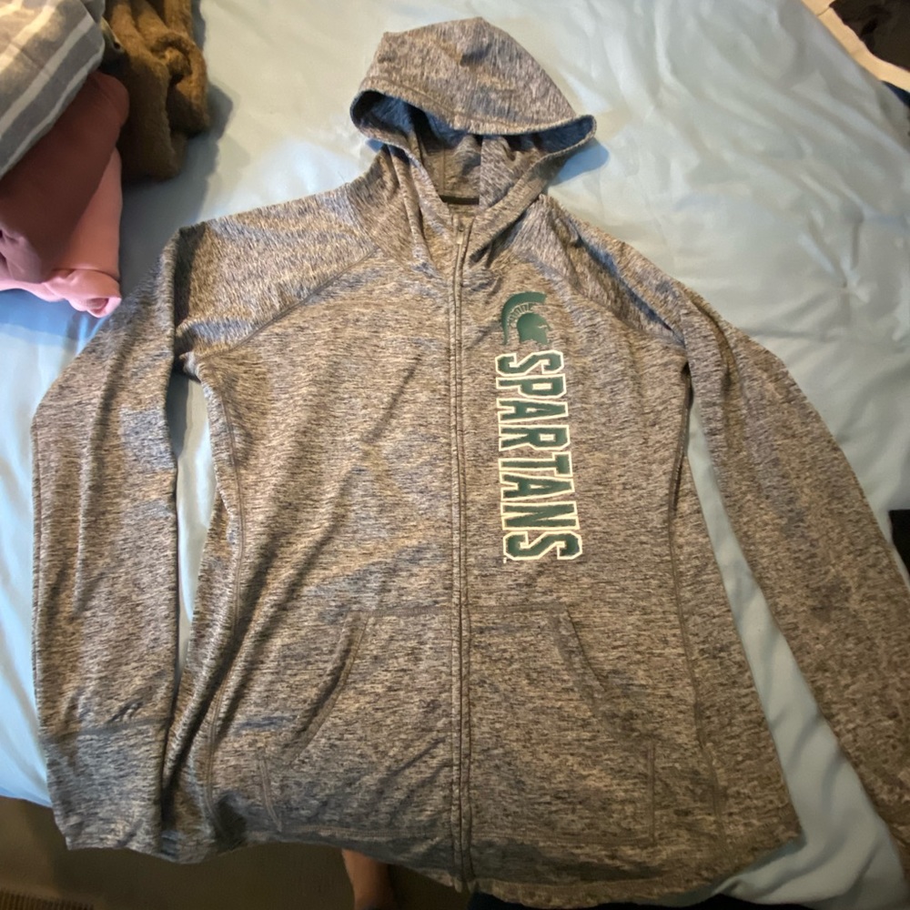 Spartans zip up top